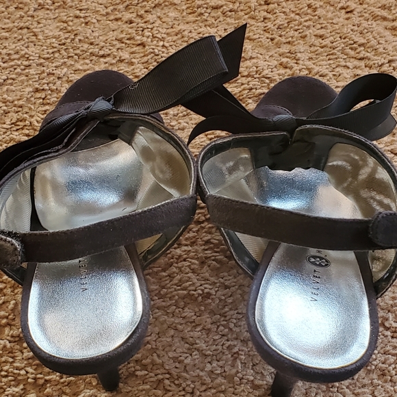 Velvet Heart Twilight Heels - Picture 8 of 12